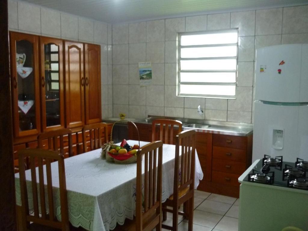 Casa Para Aluguel De Veraneio Em Торес Екстериор снимка